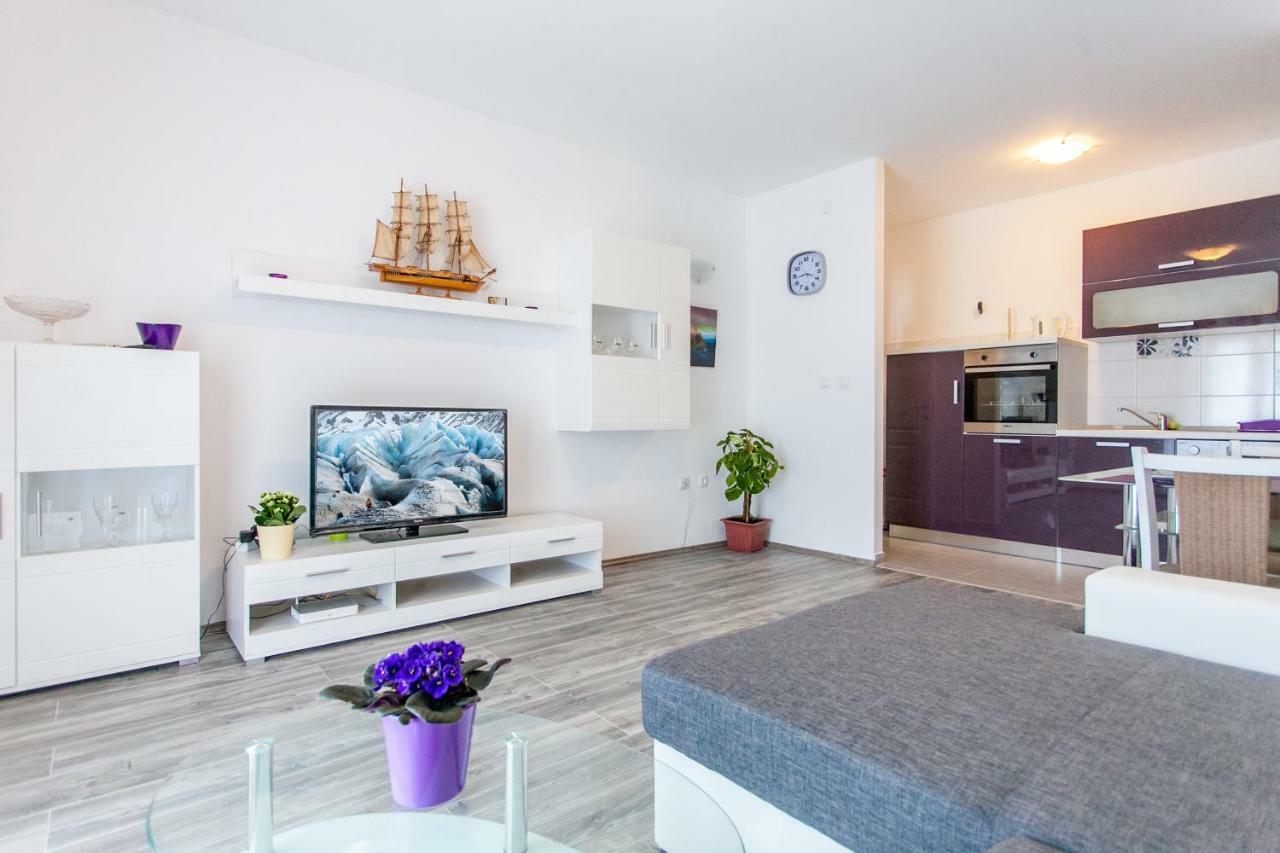Apartman Miami Podstrana Quarto foto